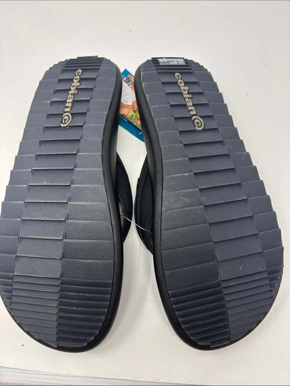 New Cobian | 12 Black Men’s Cushioned Flip Flops sandals